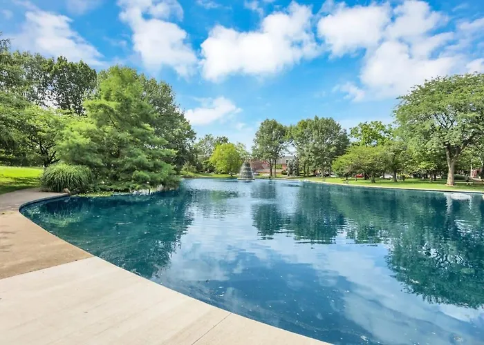 The Skyline - 3 Bedroom Garage * Columbus