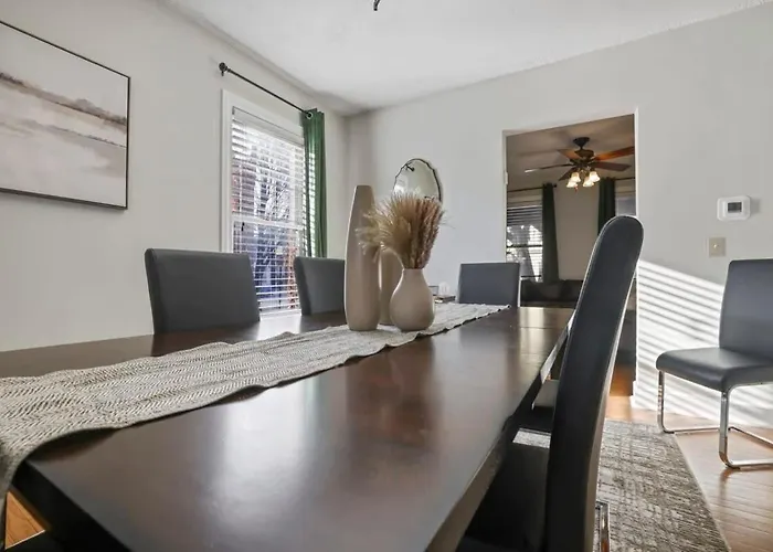 The Skyline - 3 Bedroom Garage * Columbus