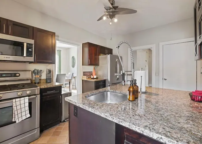 The Skyline - 3 Bedroom Garage * Columbus